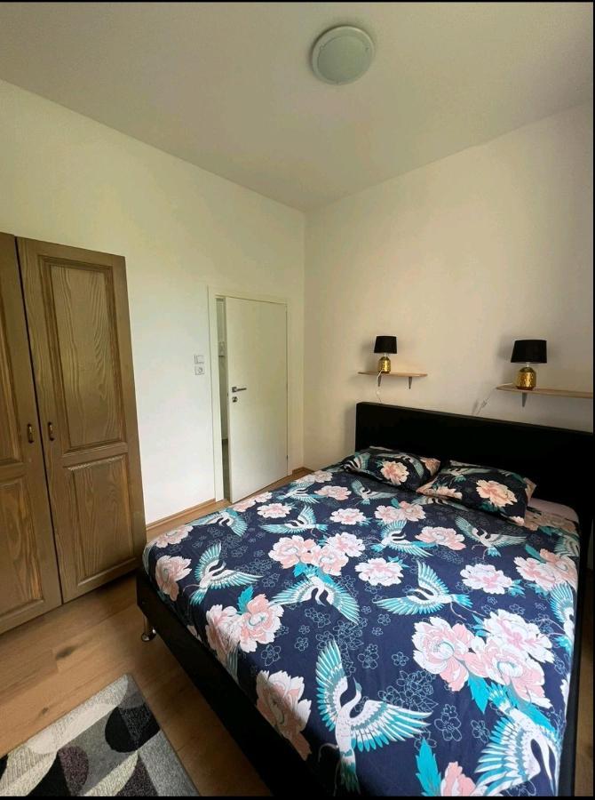Apartment Eva Пула Екстериор снимка