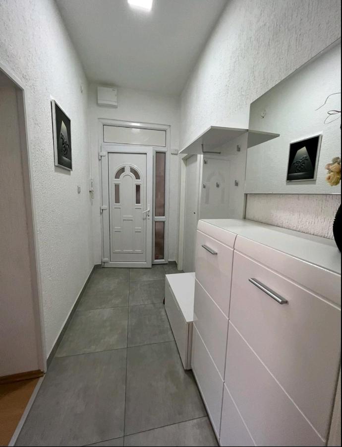 Apartment Eva Пула Екстериор снимка